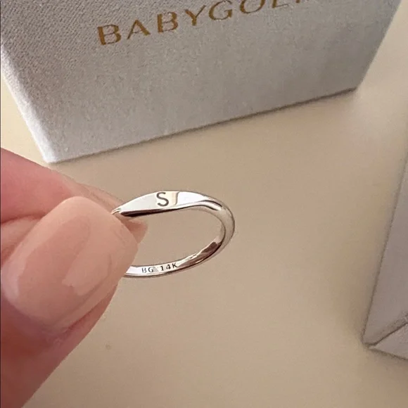 Baby Gold 14K White Gold Initial Wire Stacking Band - Picture 3 of 3